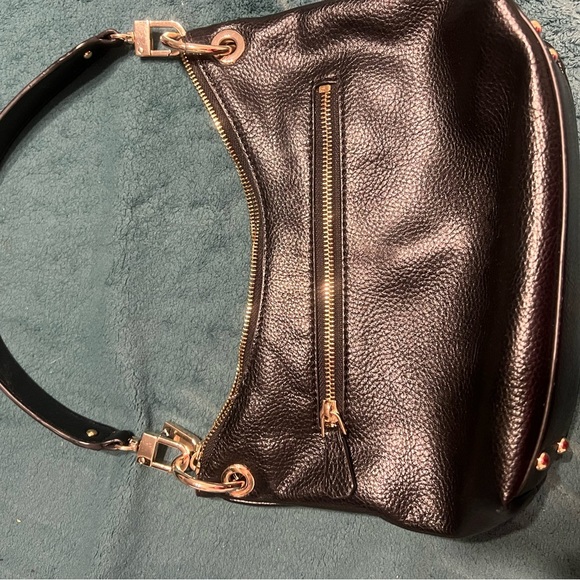 Guess Black Pebbled Leather Shoulder Bag - Picture 2 of 4